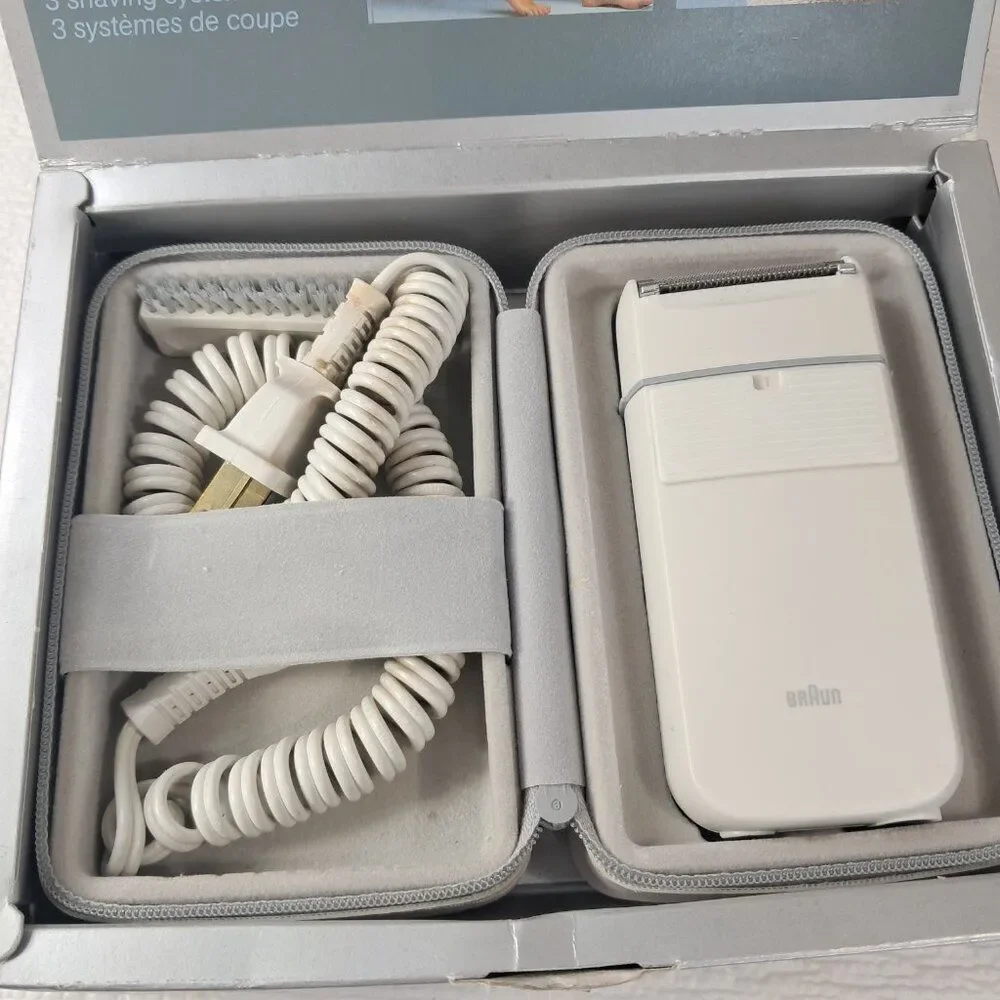 Vintage Braun Lady Elegance 3 Electric Shaver Razor Germany women's 5666 w/‎ box